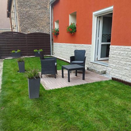 Apartament Przy Ratuszu Boguszow-Gorce Exterior photo